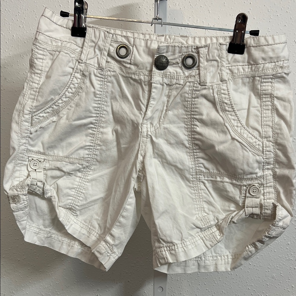 UNIONBAY Women's White Cargo Shorts